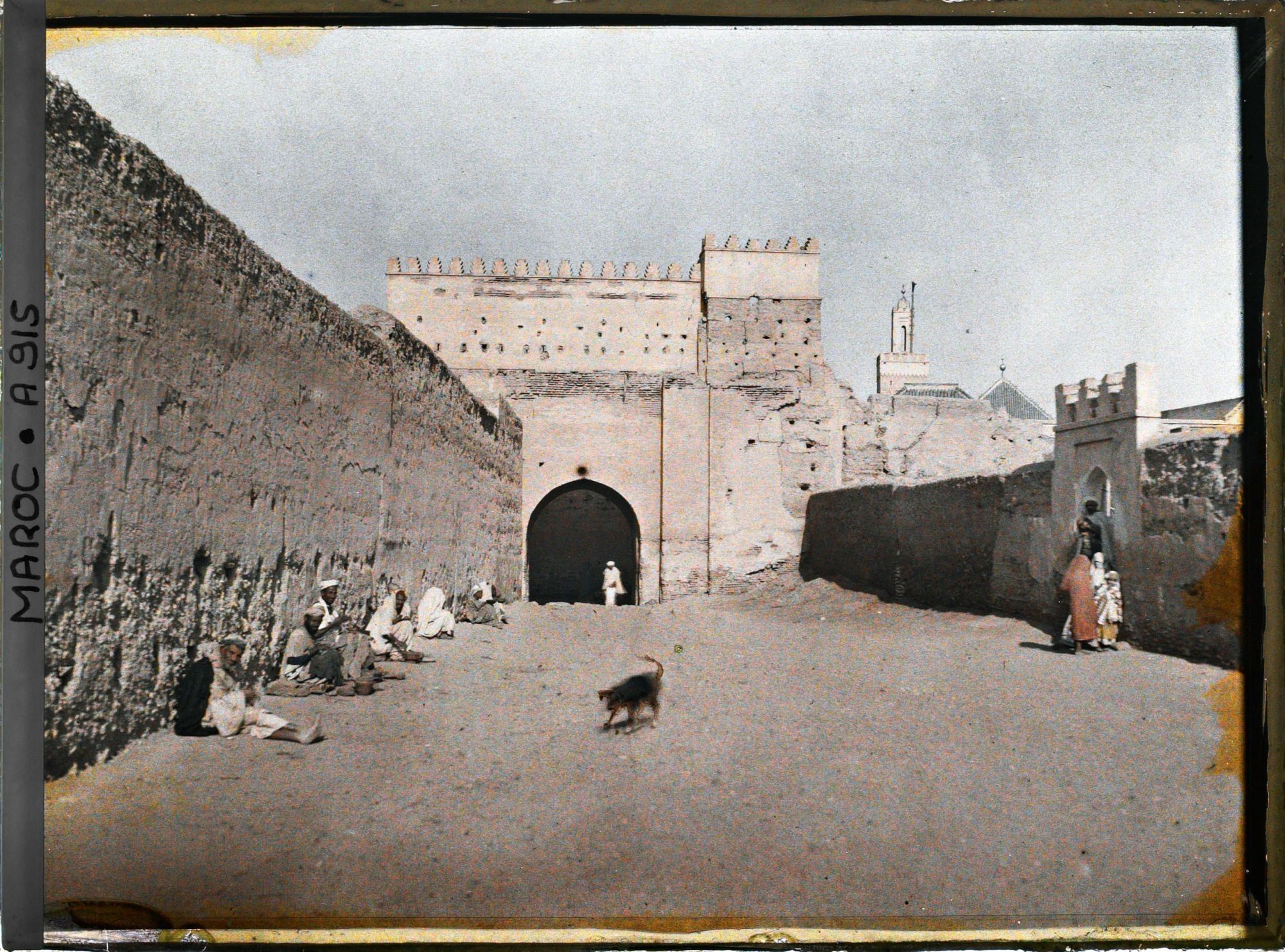 Image représentant Une porte intérieure de la ville