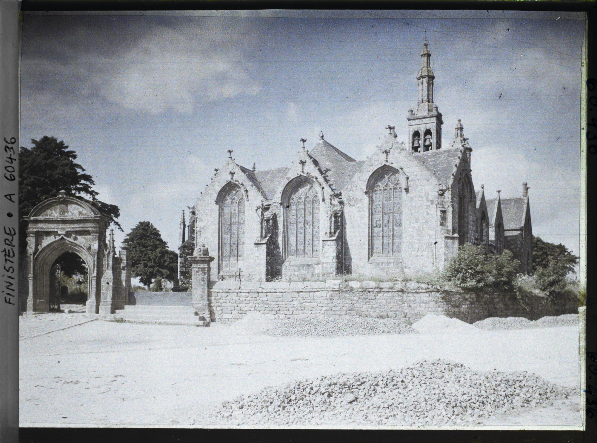 Image représentant L'église Saint-Thurien