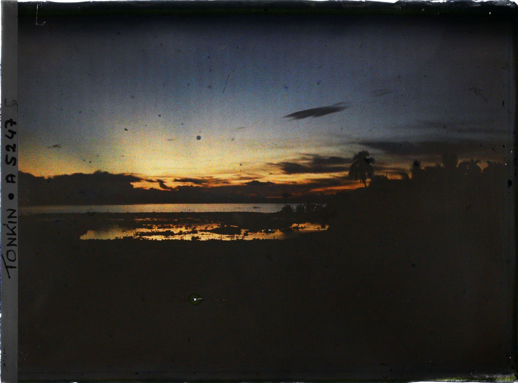 Image représentant Un coucher de soleil sur le Grand Lac