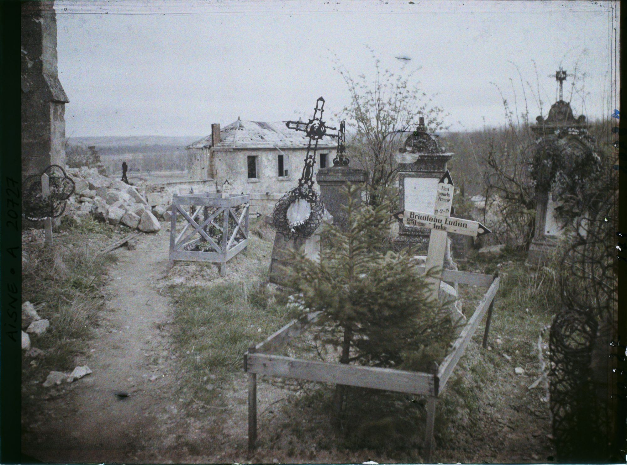 Image représentant France, St Mard, Coin de Cimetière
