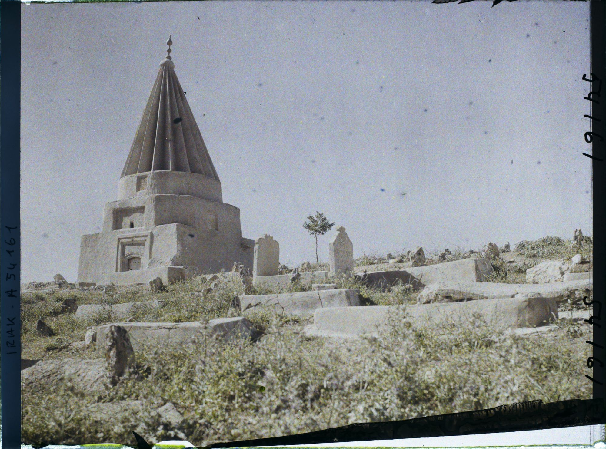 Image représentant Cimetière yézidi