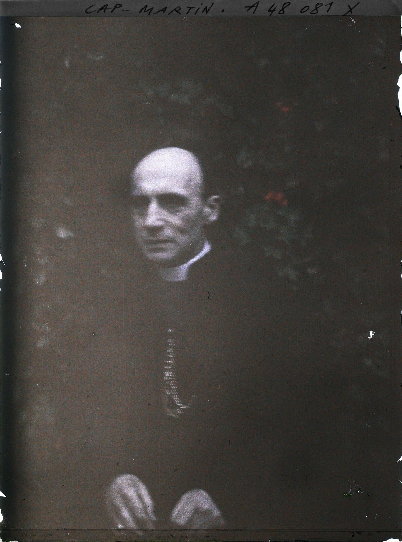 Image représentant Un membre de l'Institut catholique invité par Albert Kahn