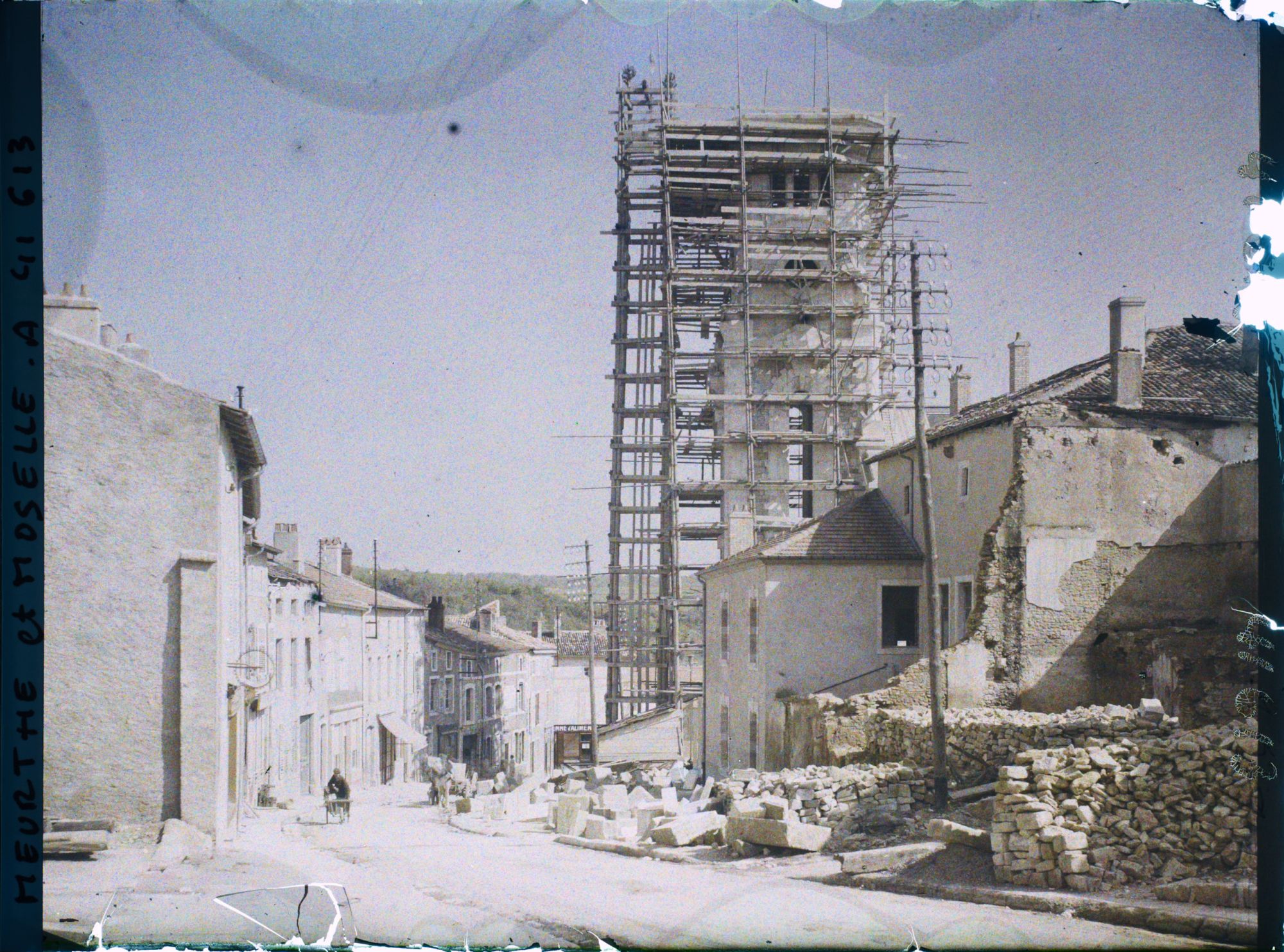 Image représentant France, Thiaucourt, La Grande rue et Clocher de la nouvelle Eglise