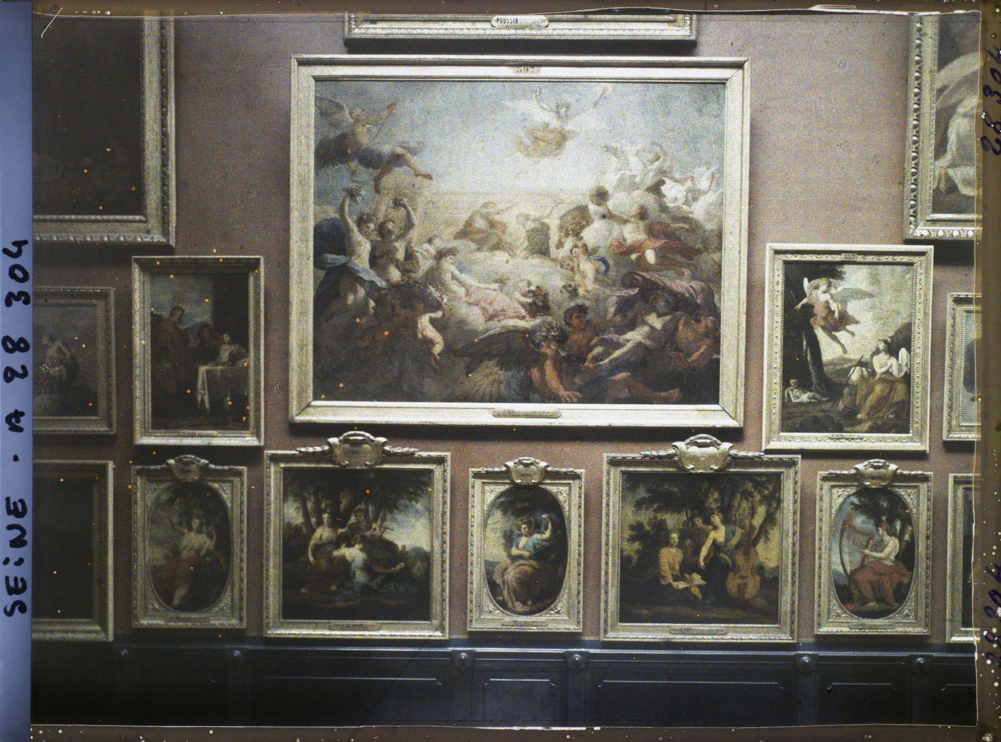 Image représentant Tableaux d'Eustache Le Sueur, salle Mollien, musée du Louvre