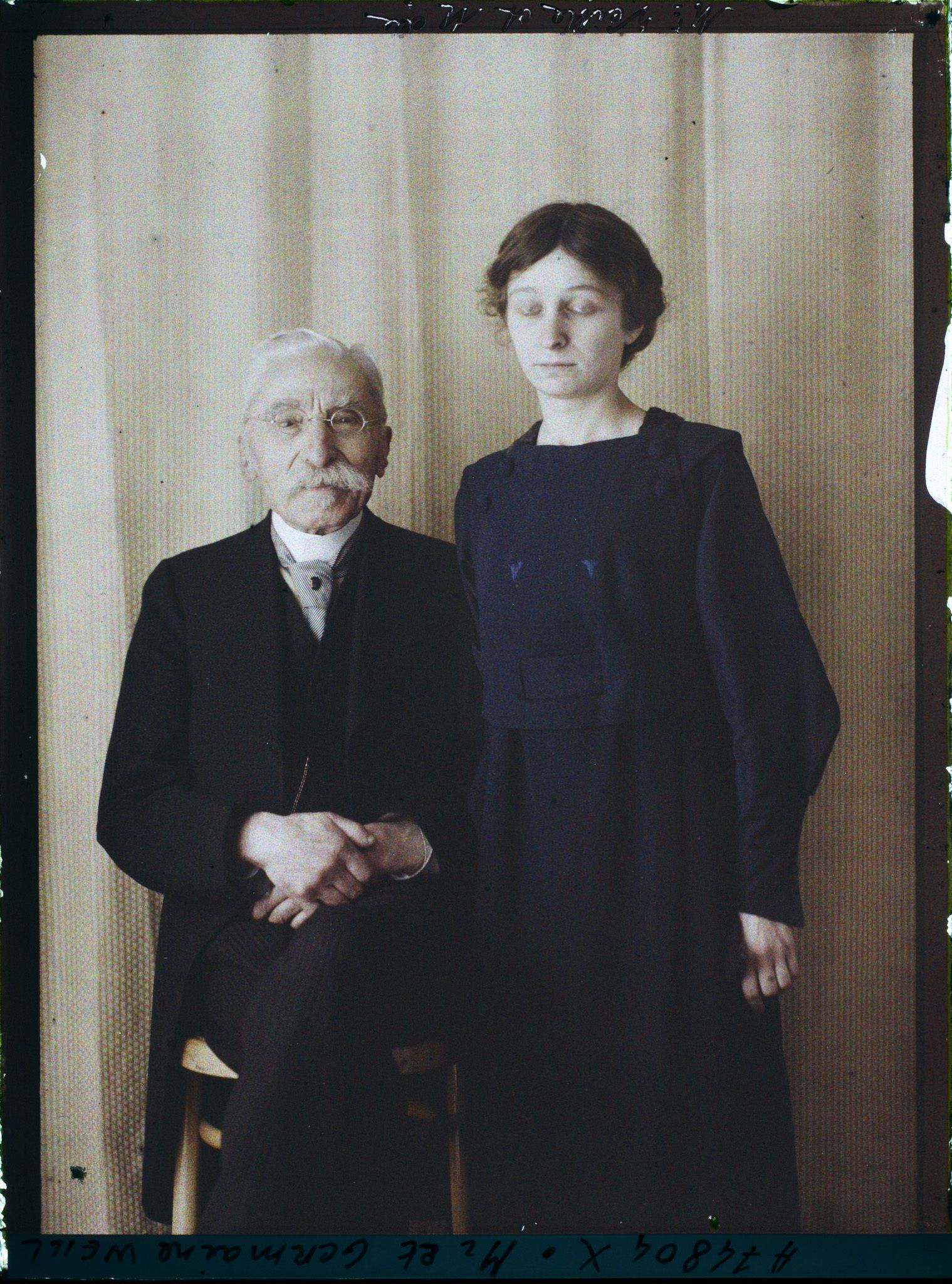 Image représentant https://musee-albert-kahn.s-museum.fr/home/NWQ2OTAwYzNmYjZlZTk1ZWQwODJmMjY4L2dlbmVyaWMtbm90aWNlLXRhYi9hdXRob3JpdHkvNjE3YTc5ZjVjZjhiODk2OGIzMzM3ZDIx/5d6900c3fb6ee95ed082f268/generic-notice-tab/authority/617a79ebcf8b8968b3337a0b Monsieur Weill et Mademoiselle  https://musee-albert-kahn.s-museum.fr/home/NWQ2OTAwYzNmYjZlZTk1ZWQwODJmMjY4L2dlbmVyaWMtbm90aWNlLXRhYi9hdXRob3JpdHkvNjE3YTc5ZjVjZjhiODk2OGIzMzM3ZDIx/5d6900c3fb6ee95ed082f268/generic-notice-tab/authority/617a79ebcf8b8968b3337a0d Germaine Weill