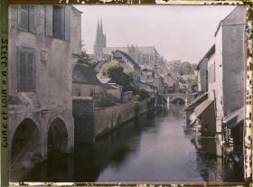 Image représentant L'Eure et la ville vue du pont Saint-Hilaire