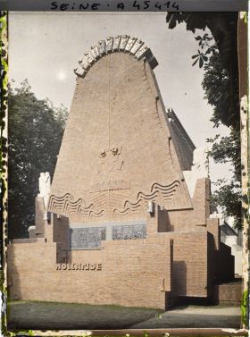 Image représentant L'Exposition des arts décoratifs, Pavillon de la Hollande, façade postérieure