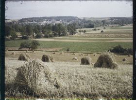 Image représentant France, Davenescourt, Vue panoramique du Village et aspect du sol