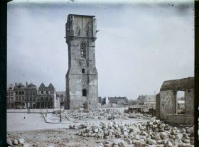 Image représentant France, Béthune, Beffroi et Grande place