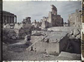 Image représentant Les vestiges de la Grande Cour et du sanctuaire du Temple de Jupiter Héliopolitain