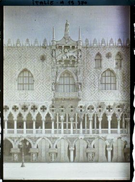 Image représentant Façade ouest du palais Ducal ou palais des Doges