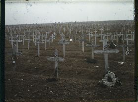Image représentant France, La Targette, Un coin du Cimetière Français