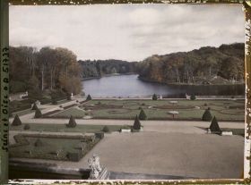 Image représentant Les jardins vus du château de Voisins