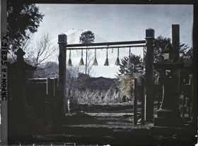 Image représentant Les alentours du sanctuaire Sengen-jinja (de son nom complet : Kitagushi-Hongu Fuji-Sengen)