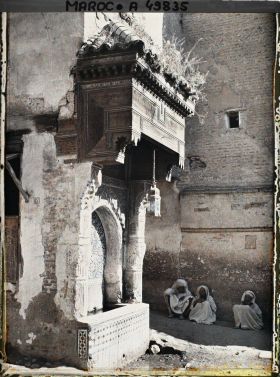 Image représentant La fontaine El-Nejjarîn