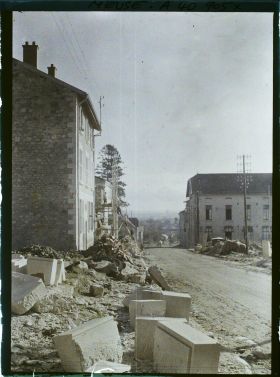 Image représentant France, Clermont en Argonne, Route de Verdun