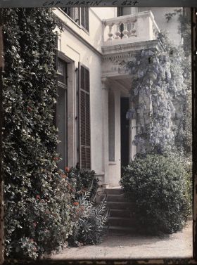 Image représentant Entrée de la villa Miramar, appartenant à Albert Kahn