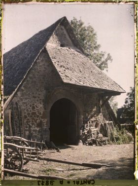 Image représentant La grange au foin du manoir dit château de Cabanes
