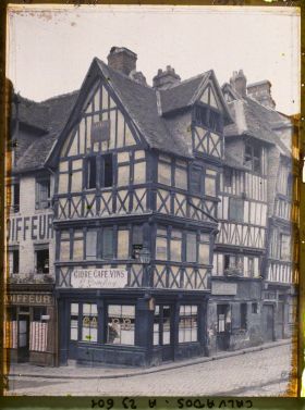 Image représentant Vieilles maisons rue au Char