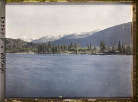 Image représentant Canada, Jasper-Parc, Effet du soir sur le lac vers le Mt Edith Cavell