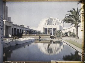 Image représentant L'Exposition Coloniale Internationale de 1931, le pavillon central de la Cité des Informations
