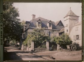 Image représentant La petite place du village