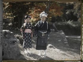 Image représentant Deux villageoises de Yase