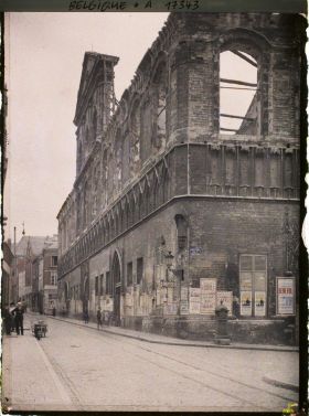 Image représentant Belgique, Louvain, L'Université, Rue de Namur