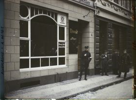 Image représentant Prusse, Crefeld, Boutique et Séparariste avec brassard