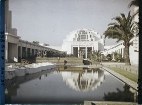 Image représentant L'Exposition Coloniale Internationale de 1931, le pavillon central de la Cité des Informations
