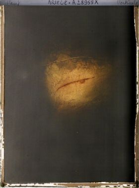 Image représentant La grotte des Trois-Frères : le signe rouge