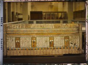 Image représentant Sarcophage de la 23e dynastie au musée égyptien