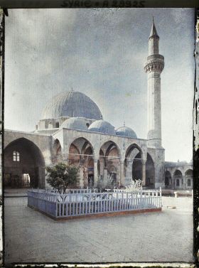 Image représentant La cour intérieure de la madrasa d'Osman Pacha