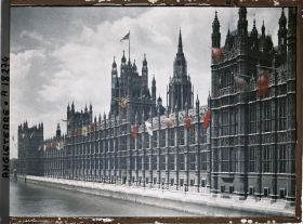 Image représentant Le parlement de Westminster au bord de la Tamise