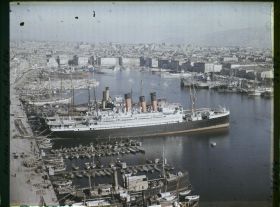 Image représentant Panorama du Vieux Port vers la Cannebière pris depuis le pont transbordeur