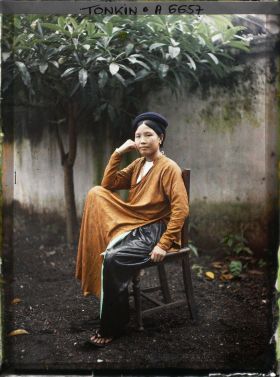 Image représentant Une jeune femme de classe aisée