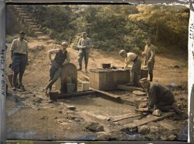 Image représentant Militaires au lavoir