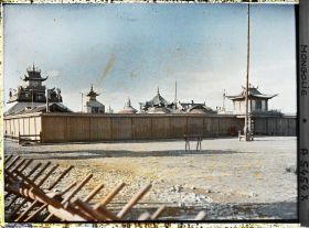 Image représentant L'entrée sud du Shar Or (Palais jaune)