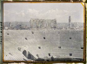 Image représentant Vue intérieure des arènes