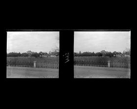 Image représentant Les abords du palais impérial