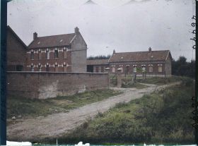 Image représentant France, Boisleux, fermes reconstruites