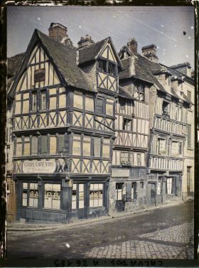 Image représentant Vieilles maisons rue au Char