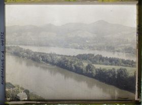 Image représentant Allemagne, Rolanseck,L'Ile de Nonnenwerth et les 7 Montagnes