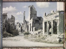 Image représentant France, Reims, Rue des Trois Raisinets