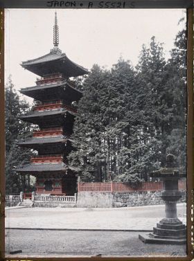 Image représentant La pagode à cinq étages (gojû no tô) du sanctuaire Tôshôgû