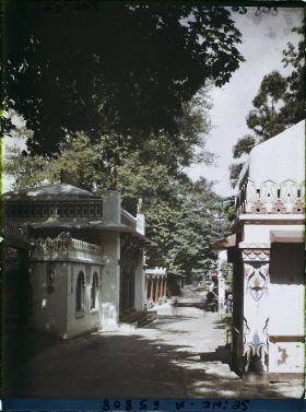 Image représentant L'Exposition Coloniale Internationale de 1931, salons de thés sur l'île de Bagdad