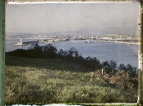 Image représentant Le bassin de la Joliette, vue prise du parc du Pharo
