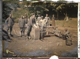 Image représentant Soldats au lavoir