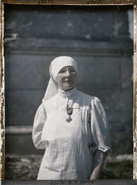 Image représentant Madame Perdron, infirmière