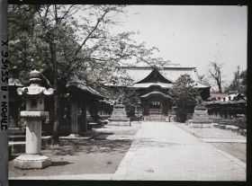 Image représentant Le sanctuaire Tôshôgû dans le parc Ueno (aussi appelé Ueno Gongen)
